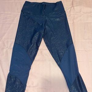 Navy blue dri-fit leggings